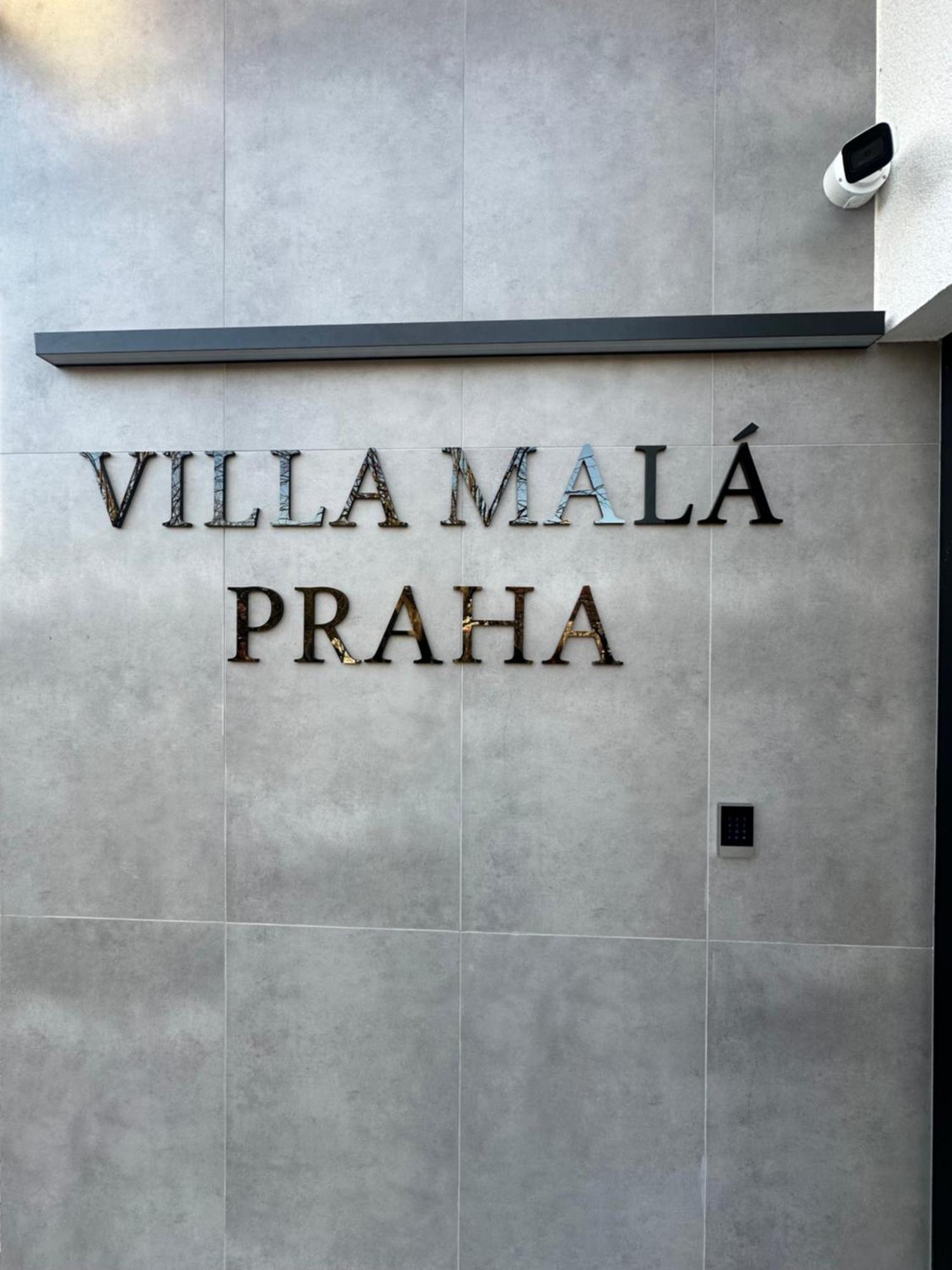 Villa Mala Praha Experience In The Center Of Žilina Buitenkant foto